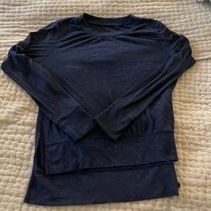 Alo sweatshirt. Navy.